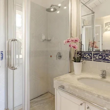 Ulivo Con Piscina E Giardino Privato A 500 Mt Dal Mare