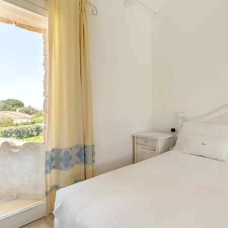 Ulivo Con Piscina E Giardino Privato A 500 Mt Dal Mare Villa