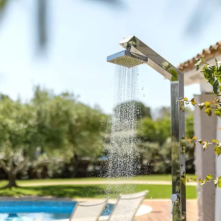 Ulivo Con Piscina E Giardino Privato A 500 Mt Dal Mare Villa