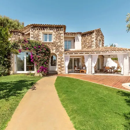 Villa Ulivo Con Piscina E Giardino Privato A 500 Mt Dal Mare
