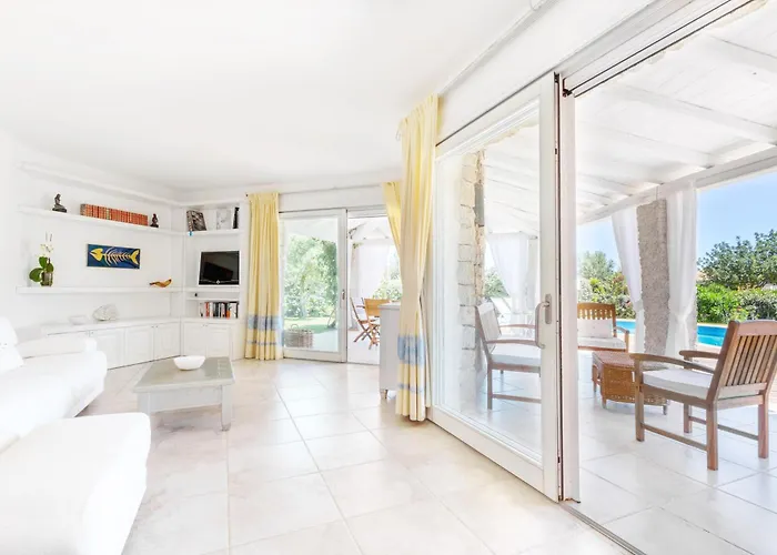 Ulivo Con Piscina E Giardino Privato A 500 Mt Dal Mare Villa *