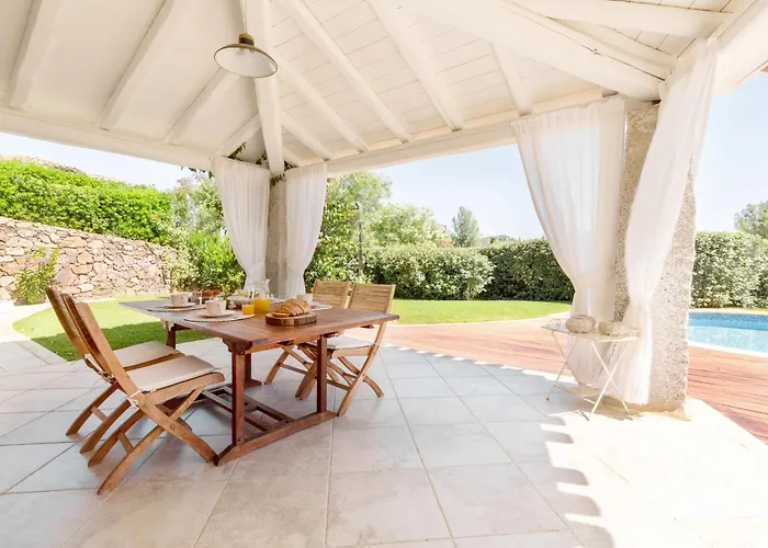 Ulivo Con Piscina E Giardino Privato A 500 Mt Dal Mare